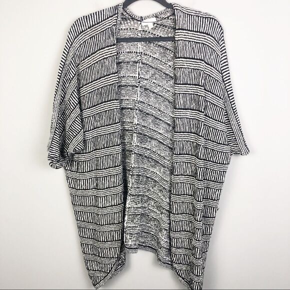 CHARMING CHARLIE | Kimono Style Cardigan Striped - Picture 1 of 8